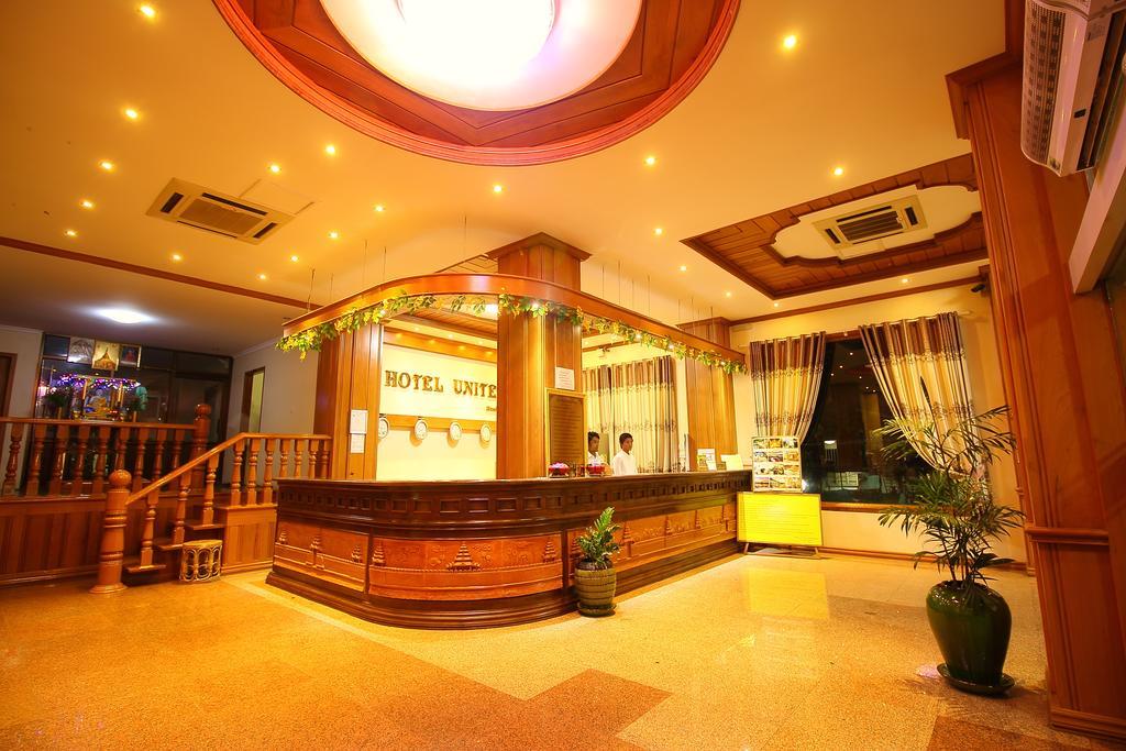 Hotel United Mandalay Exterior foto