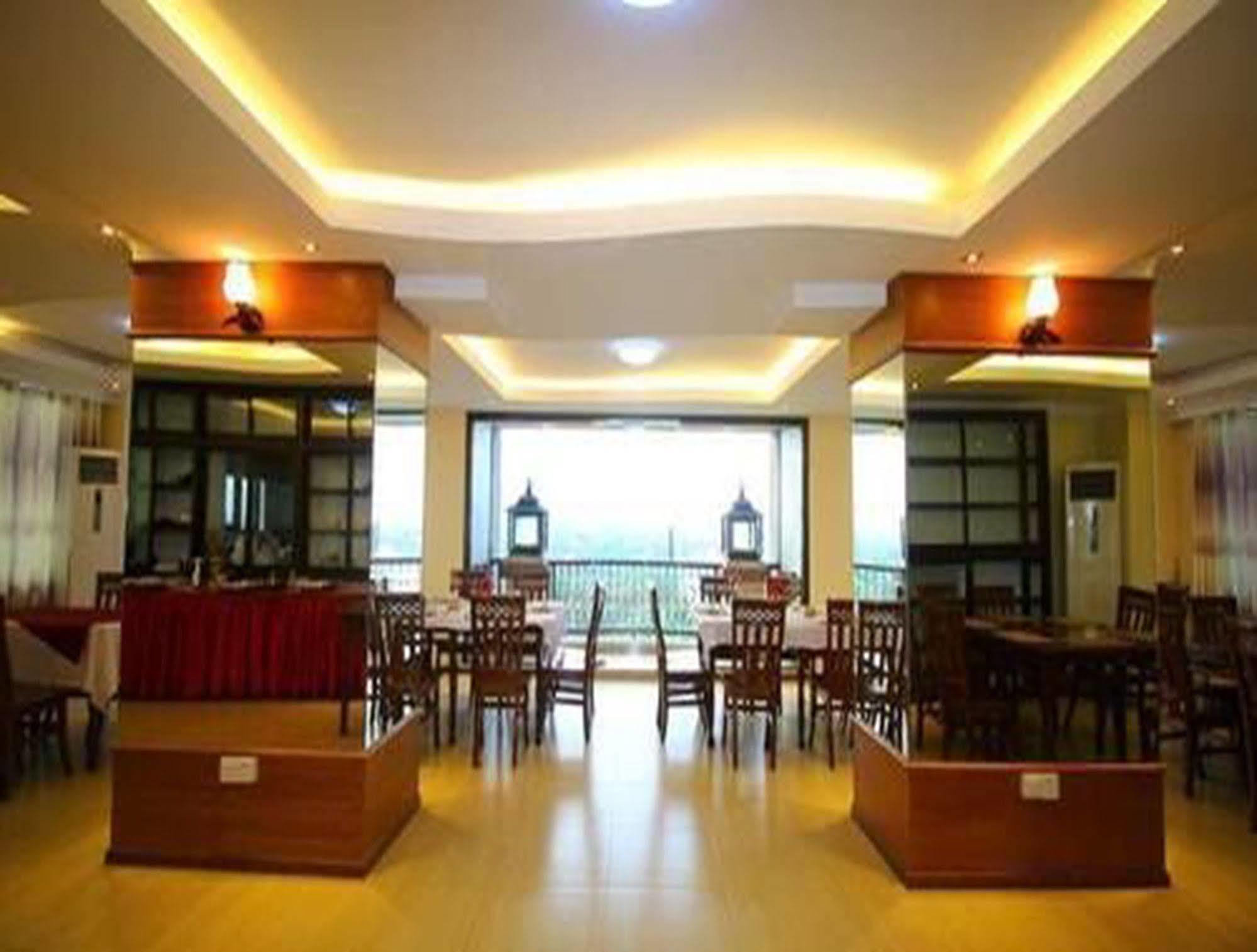 Hotel United Mandalay Exterior foto