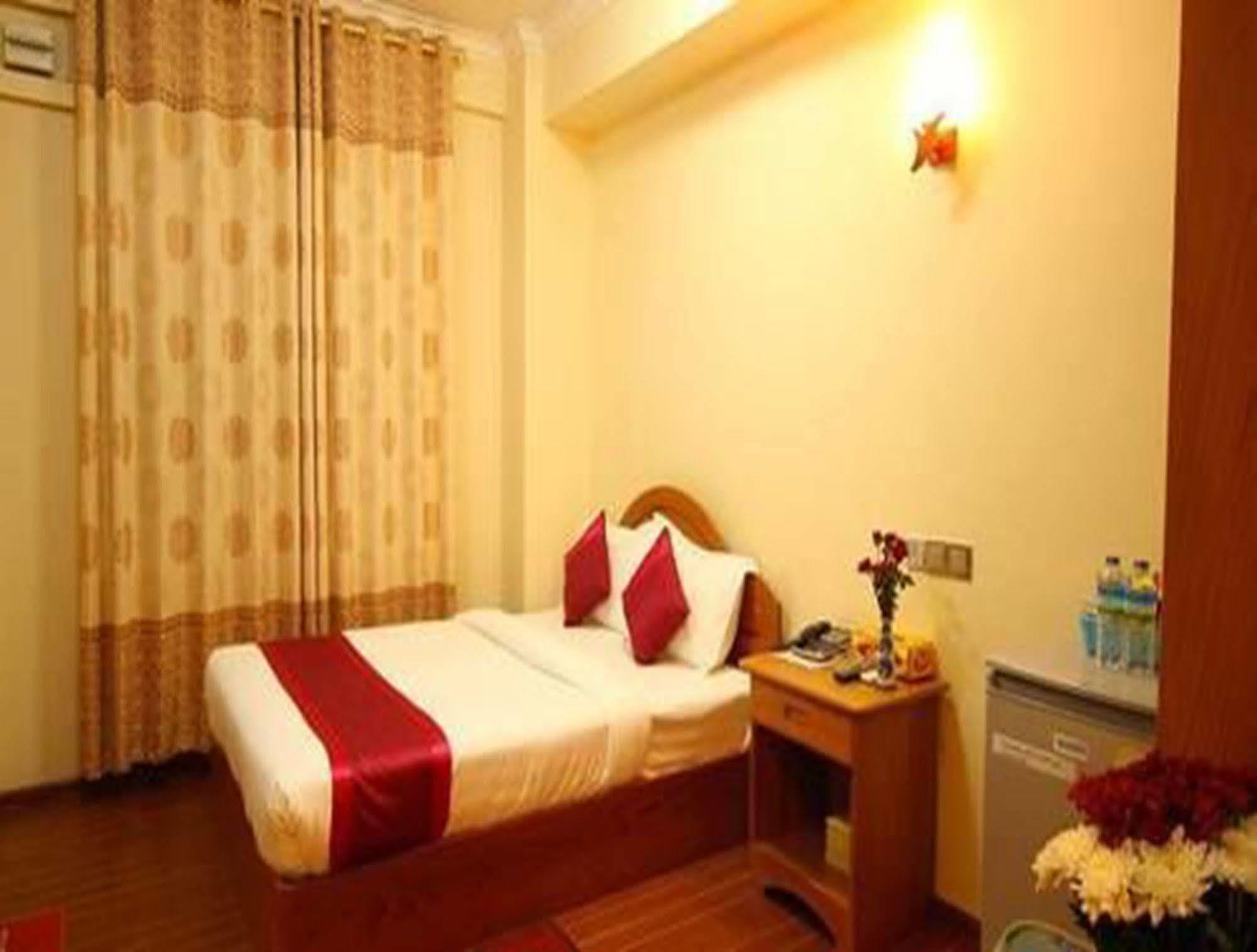 Hotel United Mandalay Exterior foto